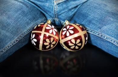 "Deck Your Balls" This Holiday Season