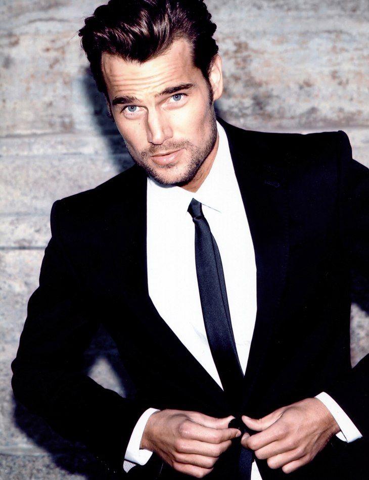 How to Wear a Blazer the Right Way