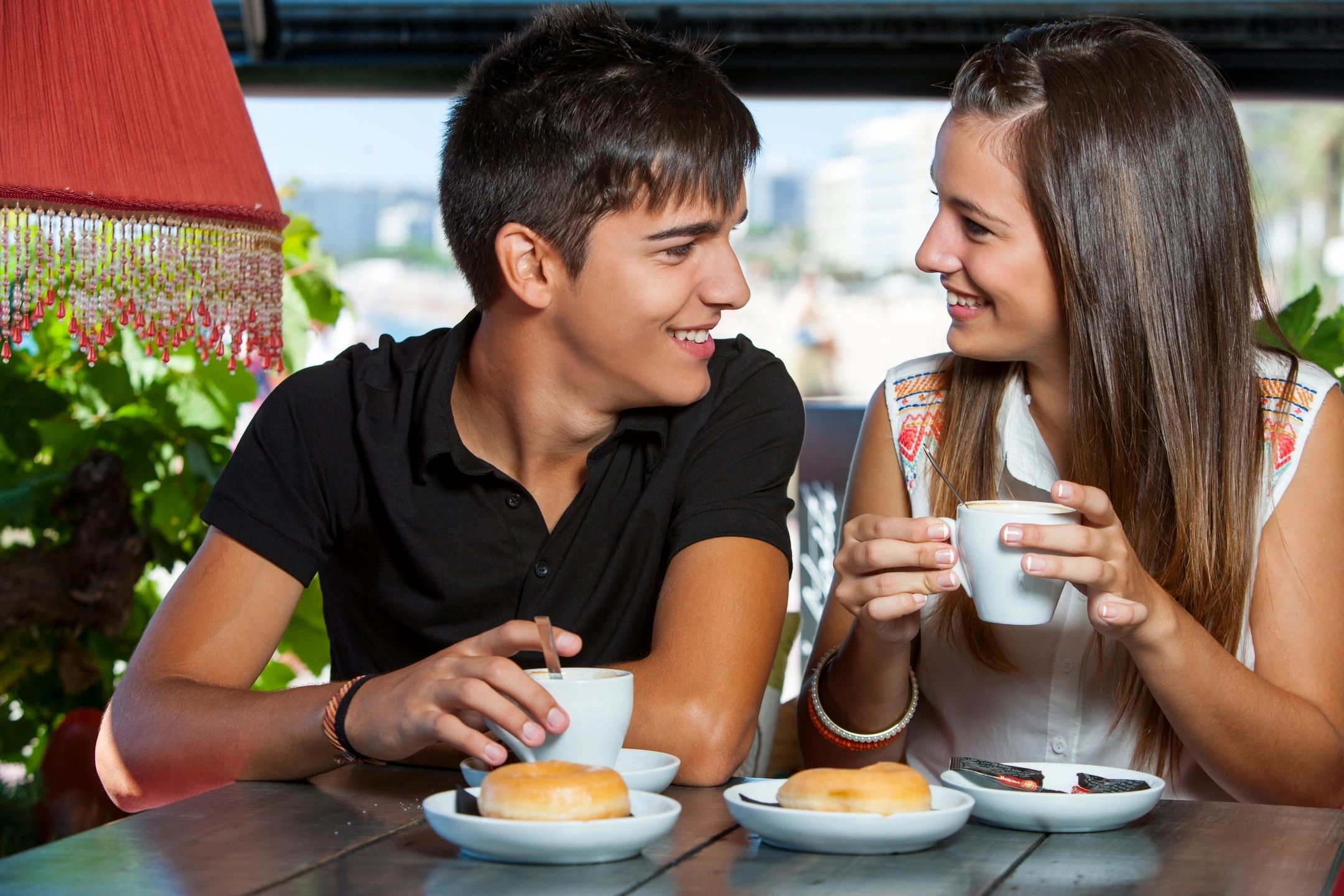 What She Is Really Thinking About on the First Date